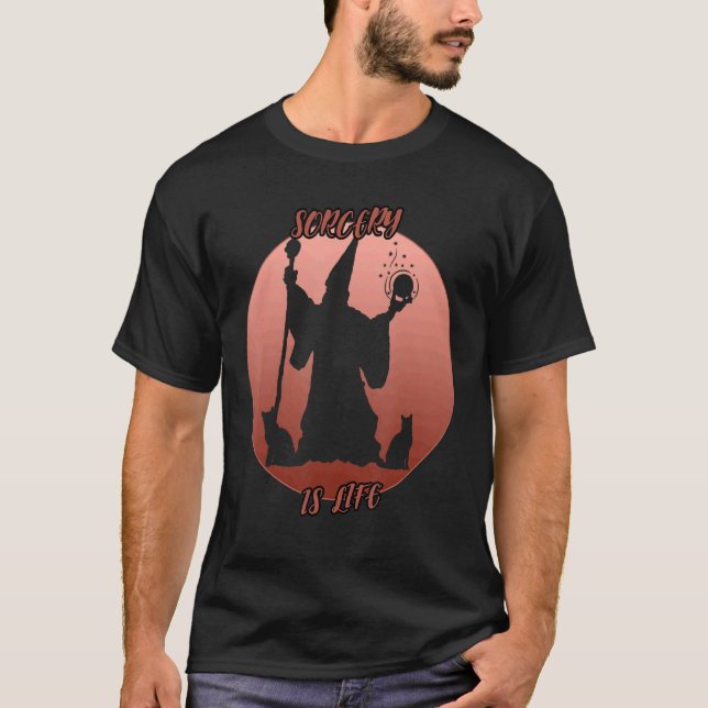Camiseta Sombra De Feitiçaria Em Um Círculo Vermelho (Frente)