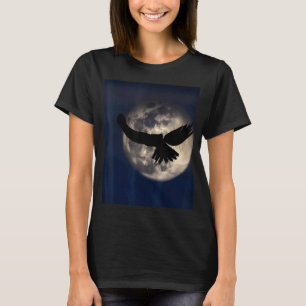 Camiseta Sombra Gótica De Um Pássaro De Presa
