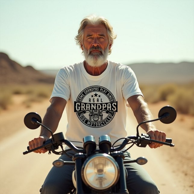 Camiseta Some Grandpas Play Bingo Real Grandpas Ride Motorc (Criador carregado)