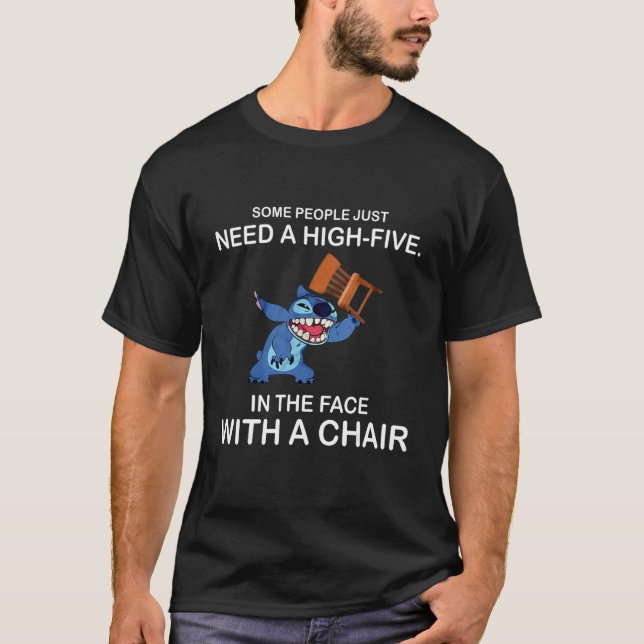 Camiseta Some People Just Need a High Five in the Face with (Frente)
