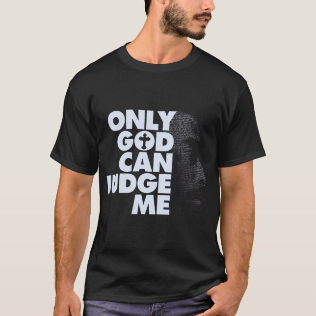 Camiseta Somente Deus Pode Me Julgar presente (Frente)
