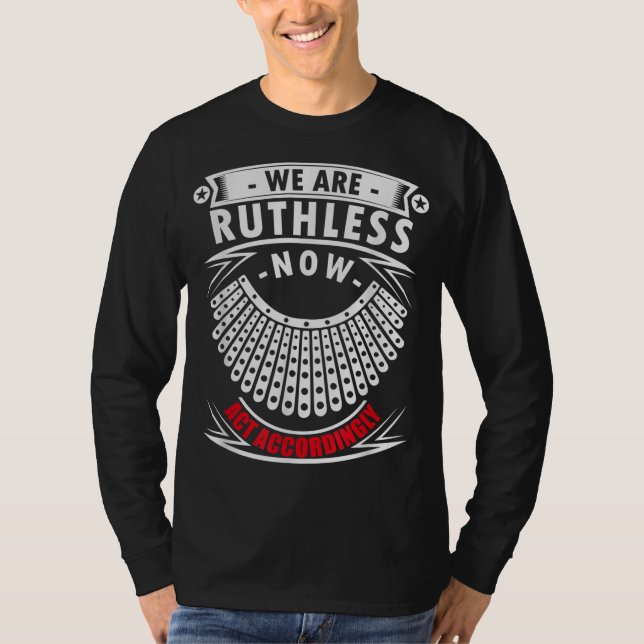 Camiseta Somos Inúteis Agora Agimos Em Conformidade (Frente)