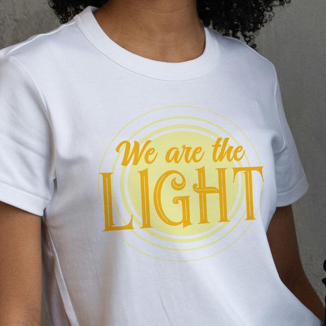 Camiseta Somos o sol amarelo e o laranja claro (Criador carregado)