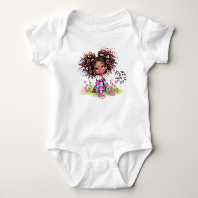 Camiseta Sonhe Como Um Unicórnio Menina Excêntrica (Frente)