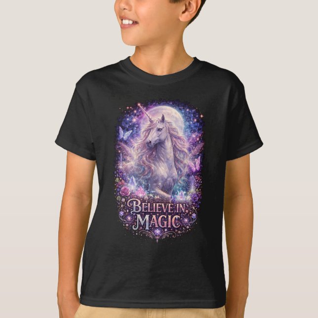 Camiseta Sonhos de Unicórnio ao Luar (Frente)
