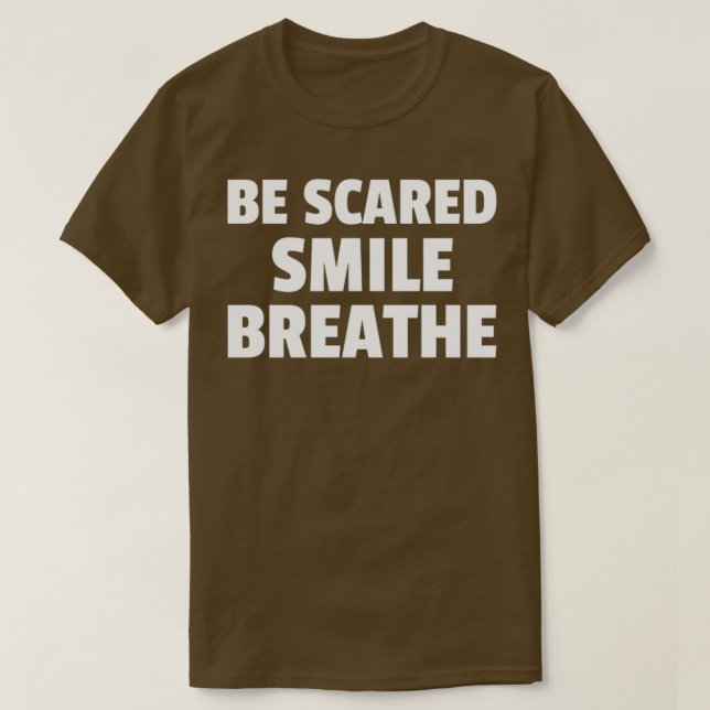 Camiseta Sorria de medo respirando (Frente do Design)