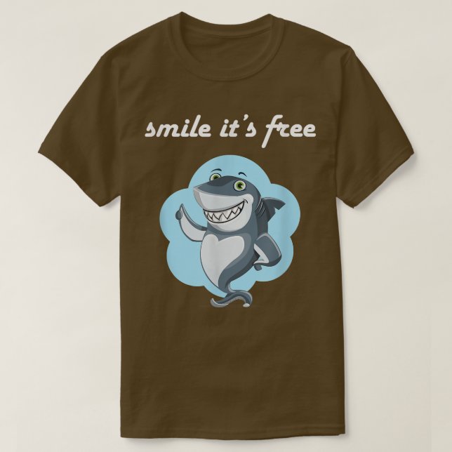 Camiseta sorria, é graça divertida, inspiração para tubarõe (Frente do Design)