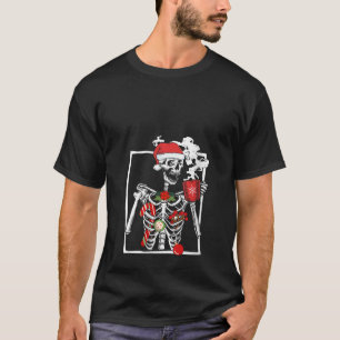 Camiseta Sorriso Bebendo Skeleton Café Latte Chris