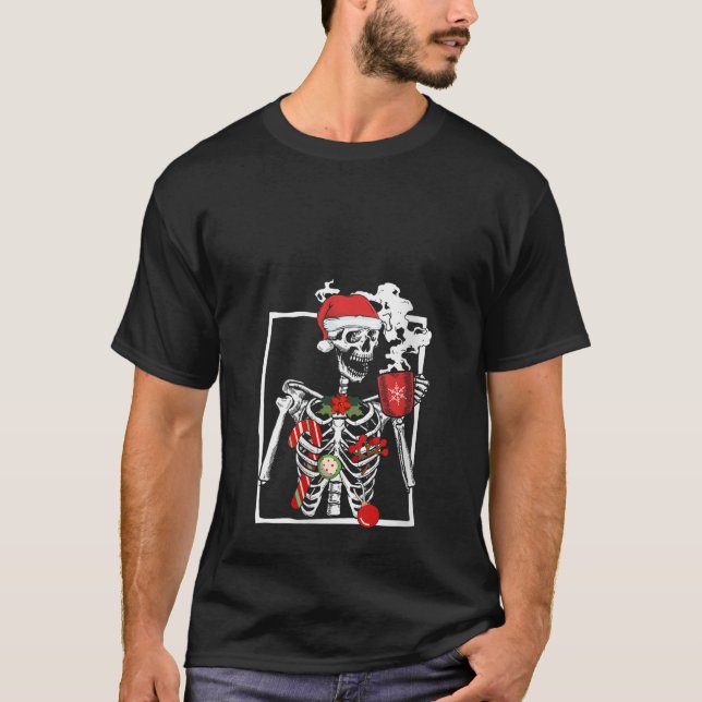 Camiseta Sorriso Bebendo Skeleton Café Latte Chris (Frente)