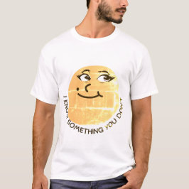 Camiseta Sorriso Esgueirado - Não É O Que Você Acha