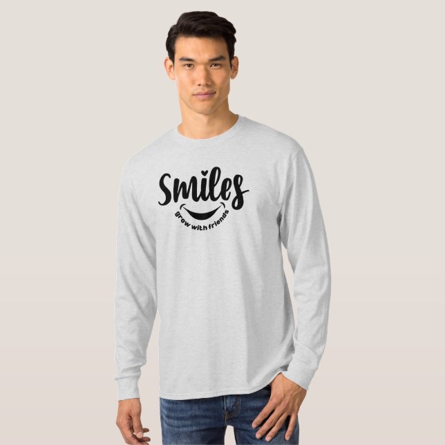 Camiseta Sorrisos Crescem Com Amigos (Frente Completa)