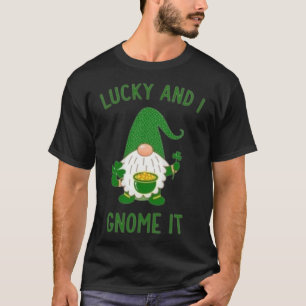 Camiseta Sortudo e eu ficamos com Ruas bonitas. Dia de Patr