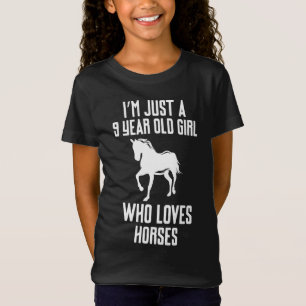 Camiseta Sou apenas uma menina de 9 anos que ama cavalos