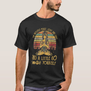 Camiseta Sou Principalmente Paz Amor E Luz Ioga Vintage Eng