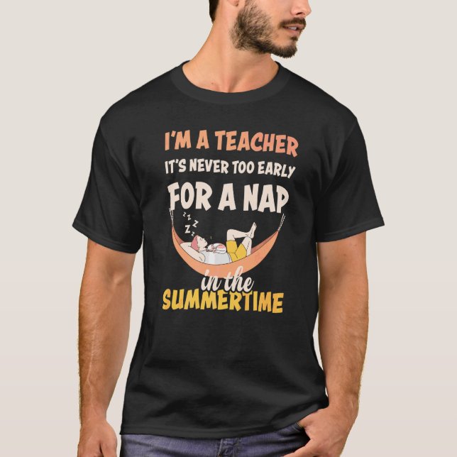 Camiseta Sou Professora. Nunca é cedo demais para dormir. (Frente)