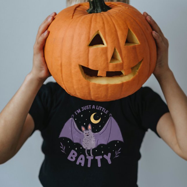 Camiseta Sou só um Dia de as Bruxas engraçado de Batty Pun (I'm Just A Little Batty Funny Halloween Bat Pun T-Shirt)