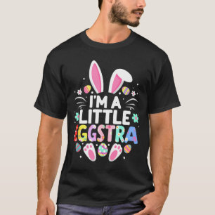 Camiseta Sou um coelhinho da Páscoa um pouco eggstra engraç