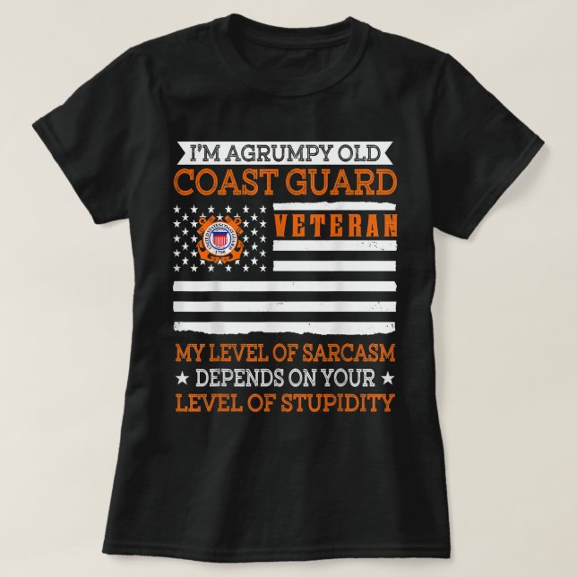 Camiseta Sou um Veterano Vereador da Guarda Costeira Velha  (Frente do Design)