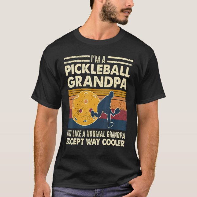 Camiseta Sou um vovô Pickleball, como um remo normal (Frente)