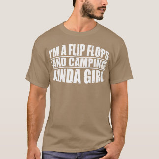 Camiseta Sou uma garota de chinelos e acampamento menino vi