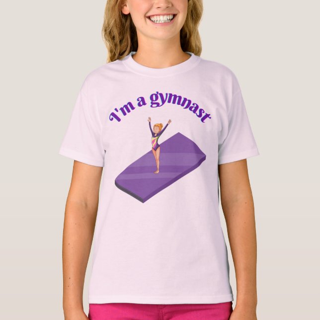 Camiseta Sou uma ginasta com Leotard no tapete roxo (Frente)