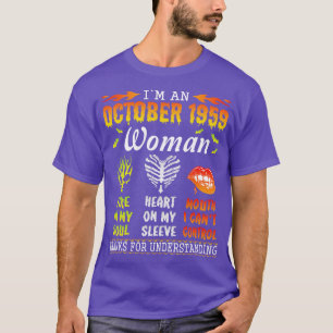Camiseta Sou Uma Mulher De Outubro De 1959 Incêndio Em Meu