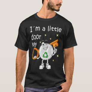 Camiseta Sou Uma Pequena Chave de Porta Reciclar Família do
