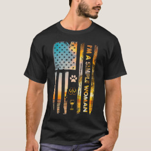 Camiseta Sou Uma Simples Mulher Acampando Chinelos De Vinho