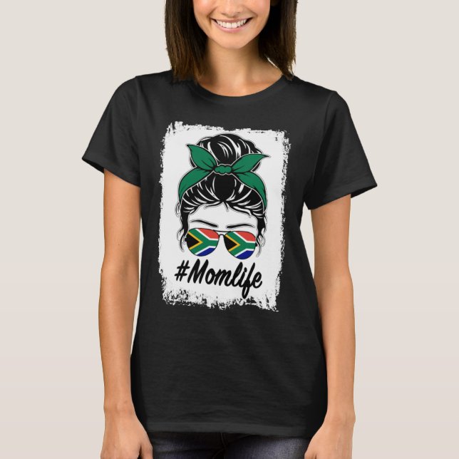 Camiseta South Africa Flag South African Mom Messy Bun Mom  (Frente)