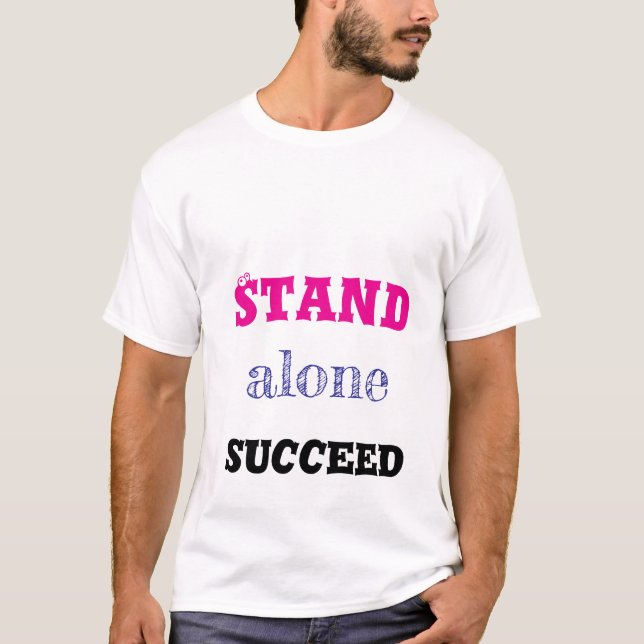 Camiseta Sozinha, T-Shirt Bem-Sucedido (Frente)