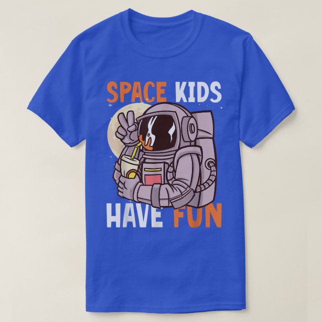 Camiseta Space Kids have Fun with Astronaut  (Frente do Design)