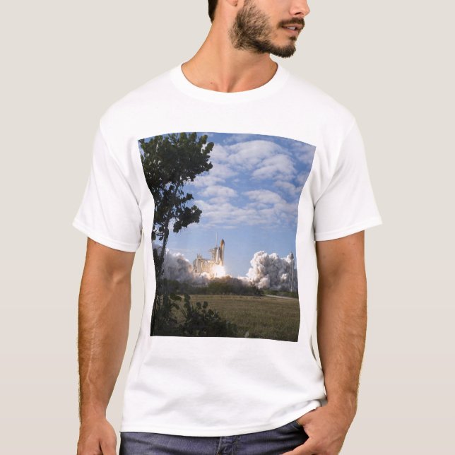 Camiseta Space Shuttle Atlantis levanta 18 (Frente)