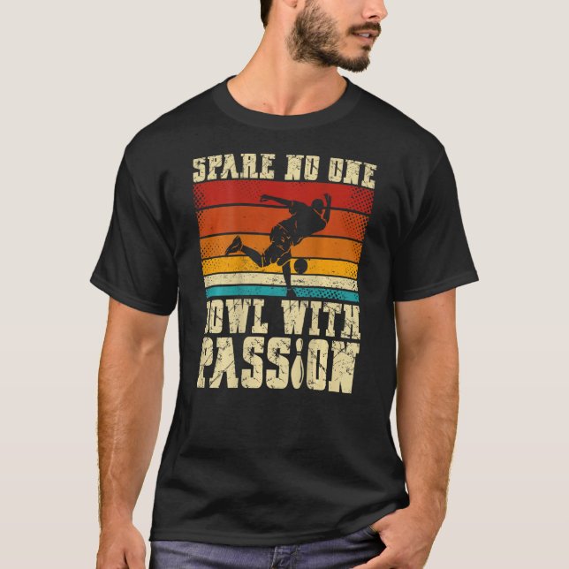 Camiseta Spare No One Bowl With Passion Backprint Bowling (Frente)