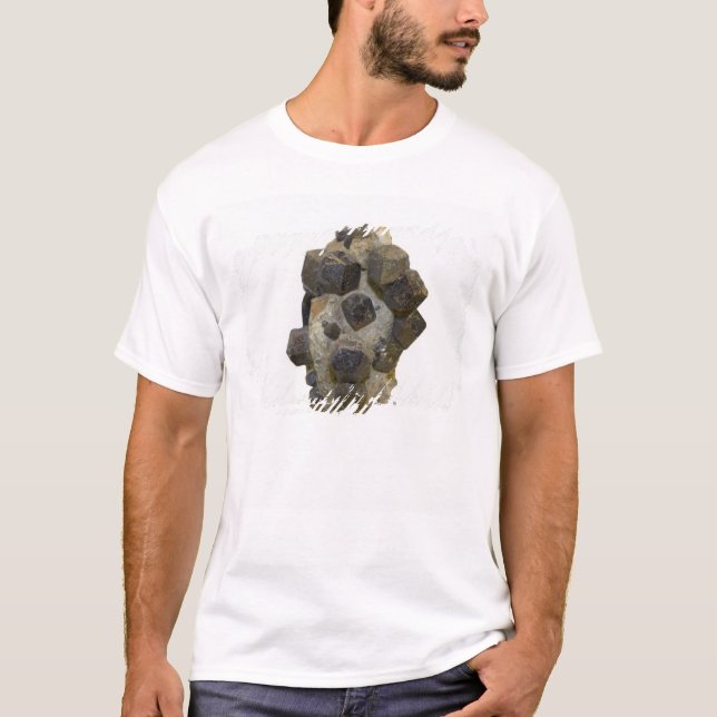 Camiseta Spessartite na matriz (Frente)