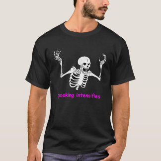 Camiseta Spoaking Intensifica Esqueleto Spookie Meme Intern