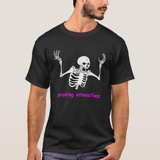Camiseta Spoaking Intensifica Esqueleto Spookie Meme Intern (Frente)