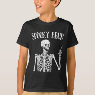 Camiseta Spooky Bruh Skeleton Spooky Vibe Halloween Tee for