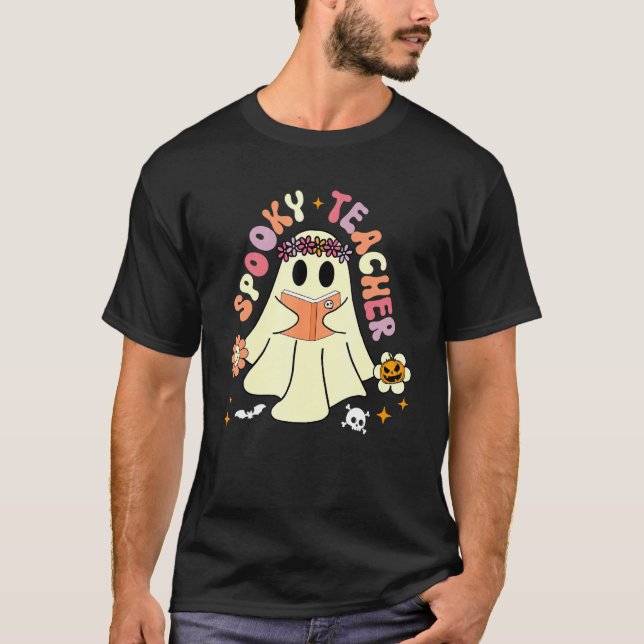 Camiseta Spooky Season Retro Spooky Teacher Halloween Costu (Frente)