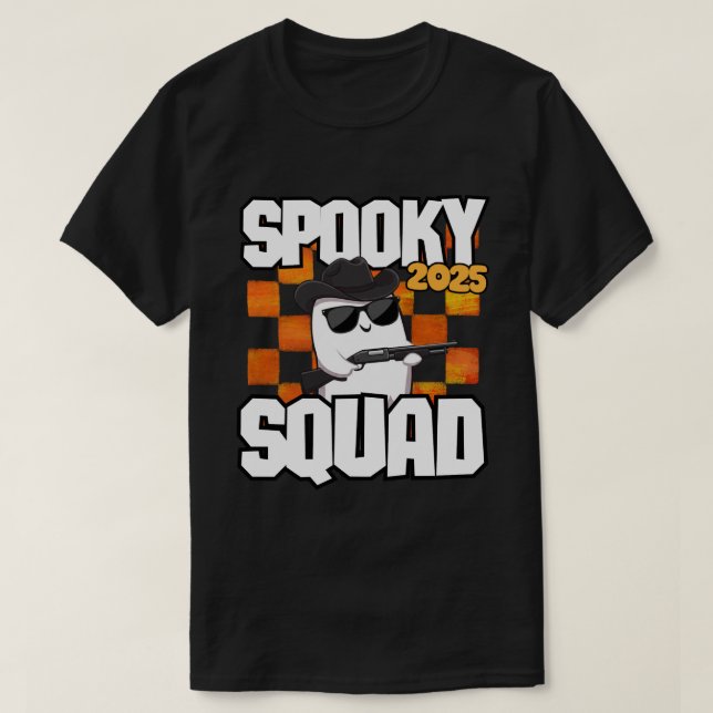 Camiseta Spooky Squad 2025 - Halloween Cowboy Ghost (Frente do Design)