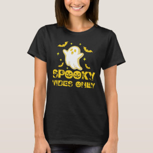 Camiseta Spooky Vibes Apenas Ghost