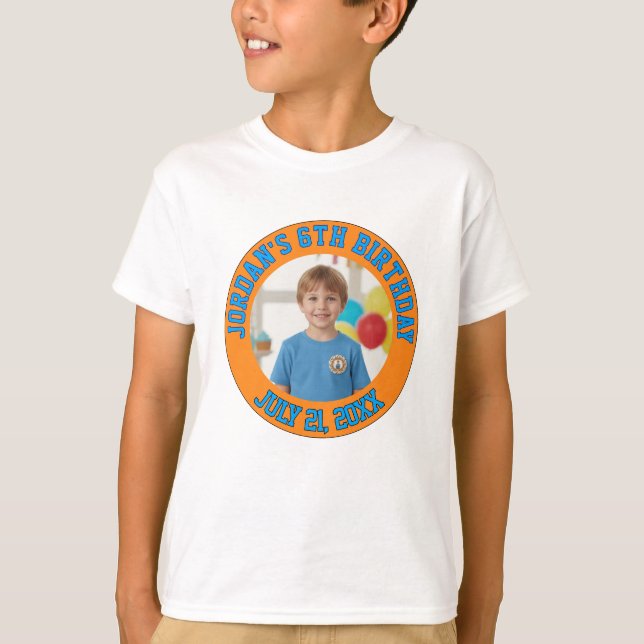 Camiseta Sports Theme Kids Birthday Guest of Honor T-Shirt (Frente)