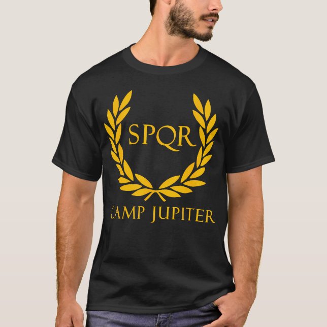 Camiseta Spqr Senatus Populus Que Romanus Camp Júpiter (Frente)