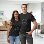 Camiseta Sr. Black White Newlyweds<br><div class="desc">Fundo preto, texto branco. Sr. e um coração. Personalize e adicione seus nomes.</div>
