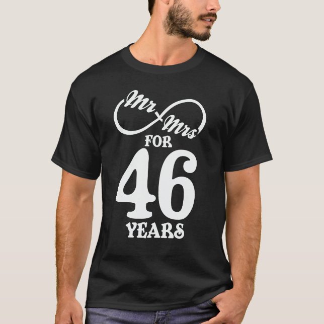 Camiseta Sr. & Sra. durante 46 anos 46 anos aniversário de  (Frente)