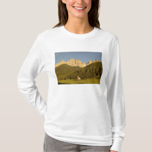 Camiseta St Giovanni, Val di Funes, Dolomitas, Itália