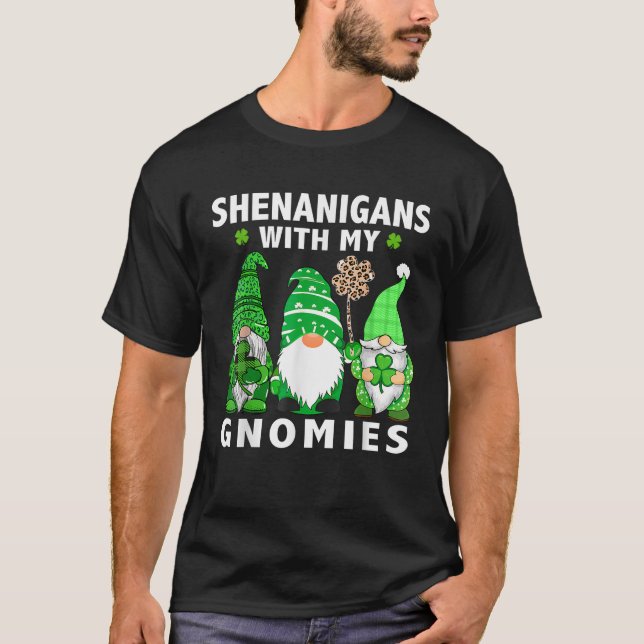 Camiseta St Patricks Day Lucky Shamrock Leopard Gnomes Iris (Frente)