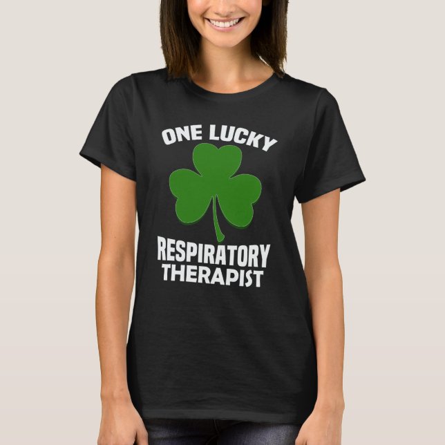 Camiseta St Patrick's Day pajamas One Lucky RT Respiratory  (Frente)