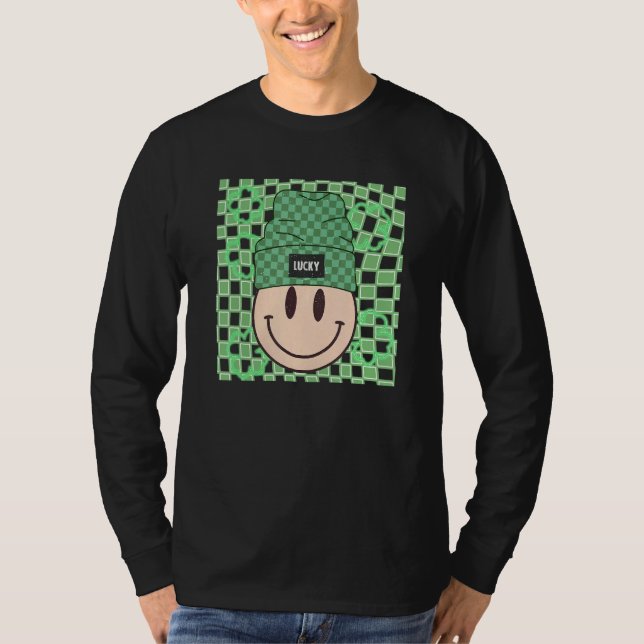 Camiseta St Patricks Happy Face Hat Lucky Vibes Retro Irish (Frente)