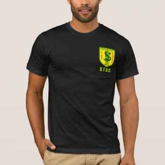 Camiseta STAC EOR92 coube T com o "Cours EOR 92" painel