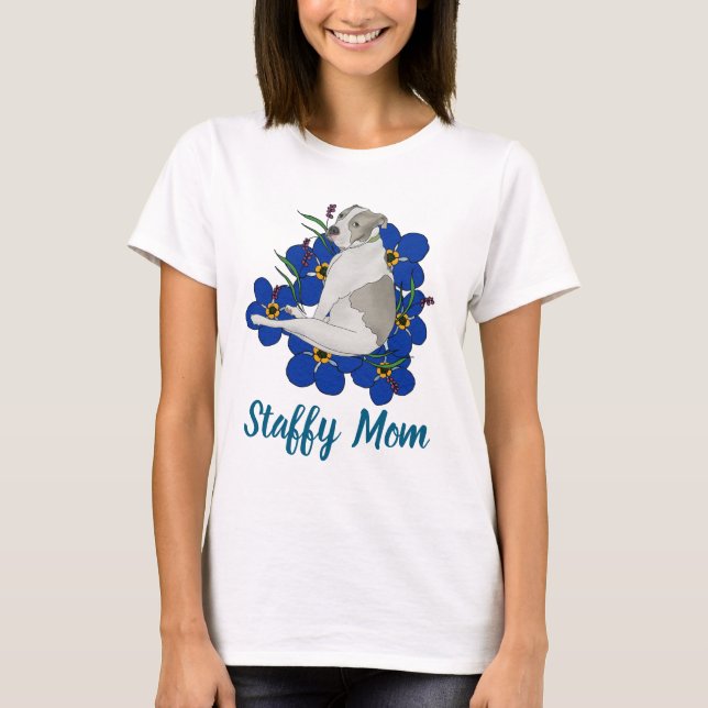 Camiseta Staffy Mom Tee – Staffordshire Bull Terrier Art (Frente)